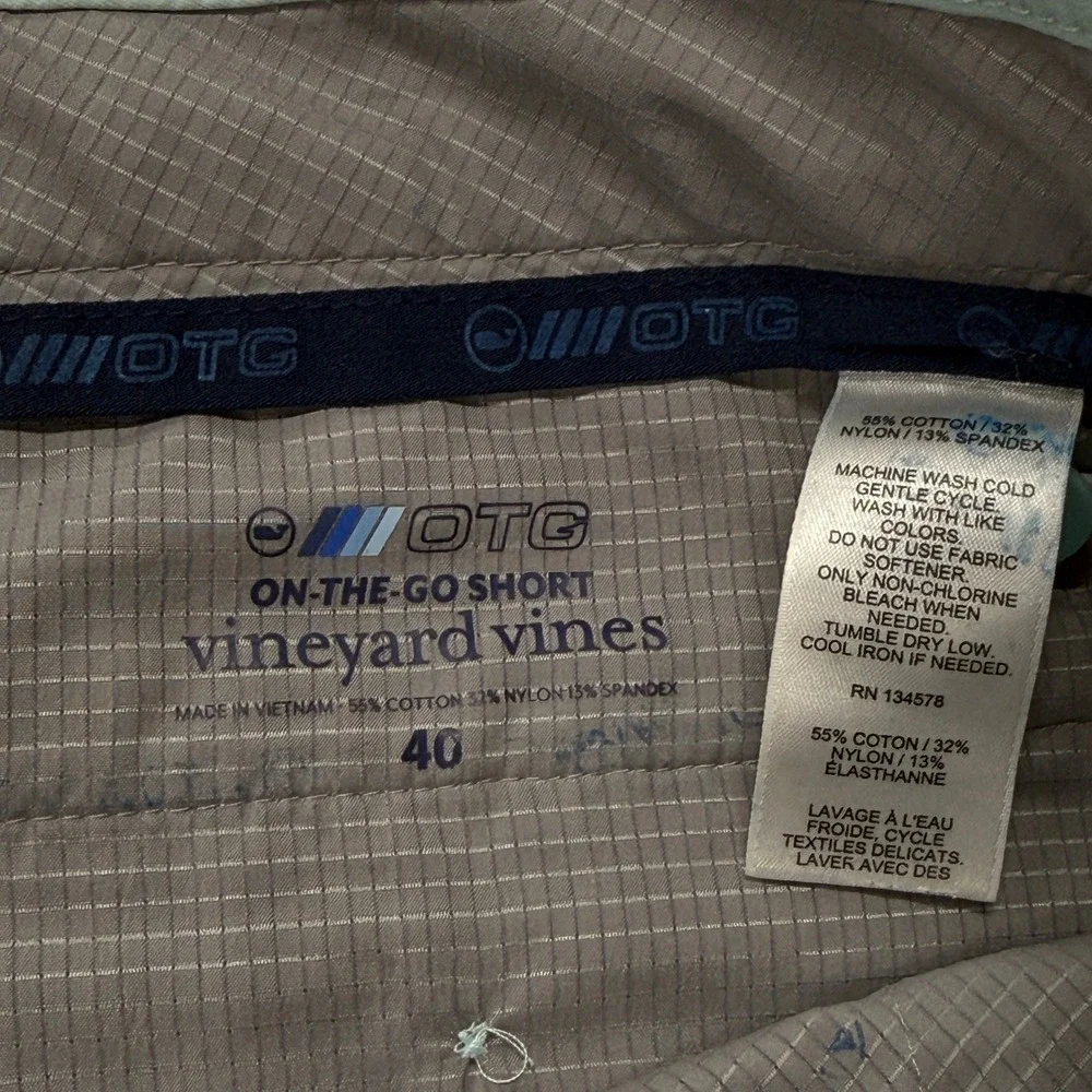 Vineyard Vines Mens On-The-Go Shorts 40 Seafoam Green Stretch Performance‎ Chino